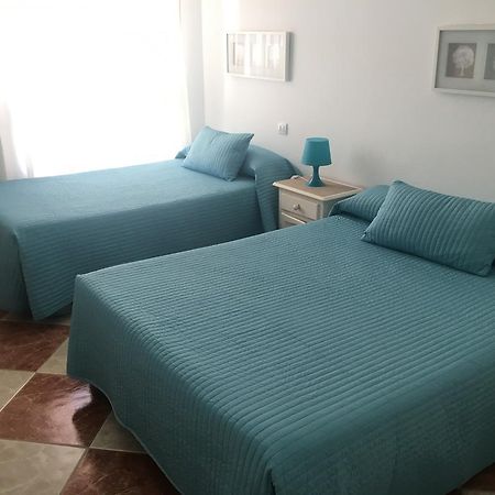 Hostal Jomarijo Фуэнхирола Экстерьер фото