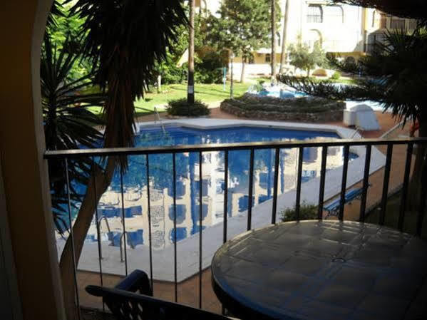 Hostal Jomarijo Фуэнхирола Экстерьер фото