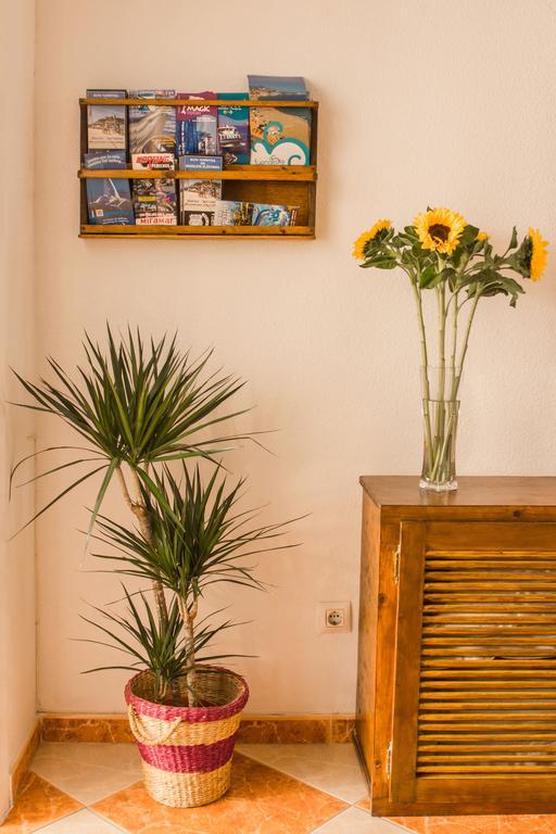 Hostal Jomarijo Фуэнхирола Экстерьер фото