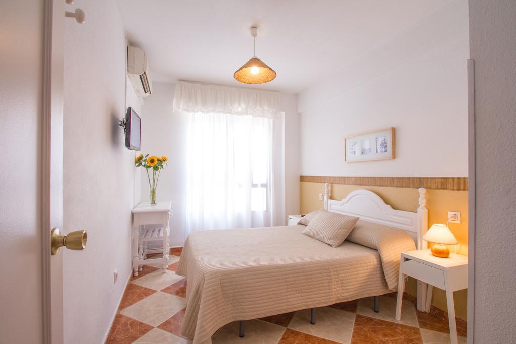 Hostal Jomarijo Фуэнхирола Номер фото